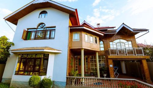 Double Room with Balcony (3 Adults)