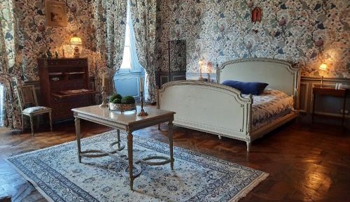 Suite with Garden View