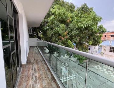 One-Bedroom Apartment with Balcony