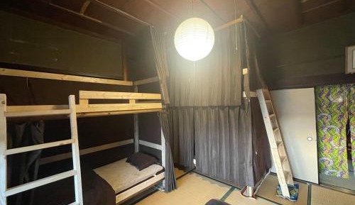 Bunk Bed in Mixed Dormitory Room