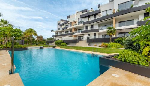 Three-Bedroom Superior Apartment