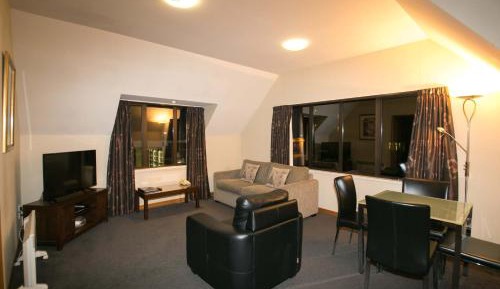 Superior One-Bedroom Apartment - Top Floor