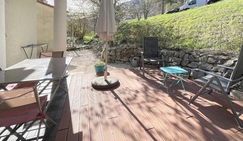 Apartment with Garden View