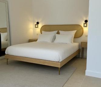 Studio with Garden View