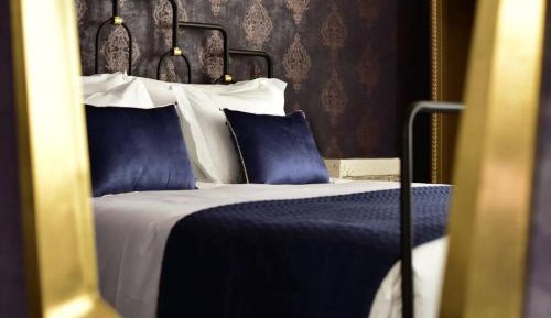 Velvet Room