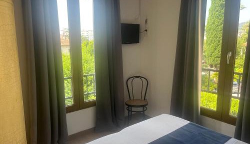 Deluxe Double Studio