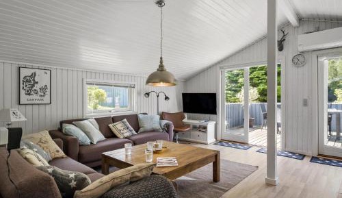 Three-Bedroom Holiday Home 