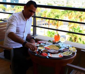 Single Room with Mountain View