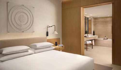 Deluxe Suite with Terrace and Ocean View