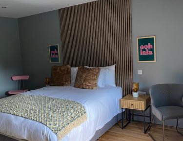 Superior King Room