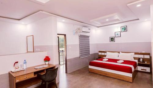 Deluxe Double Room with Balcony