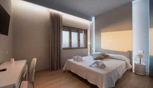 Deluxe Double Room with Sea View