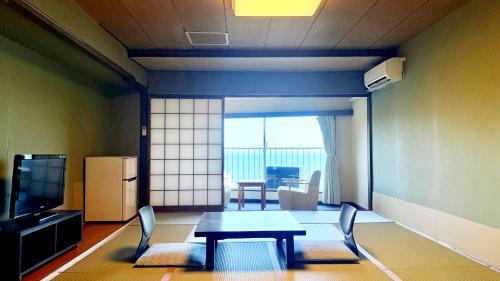 Japanese-Style Room