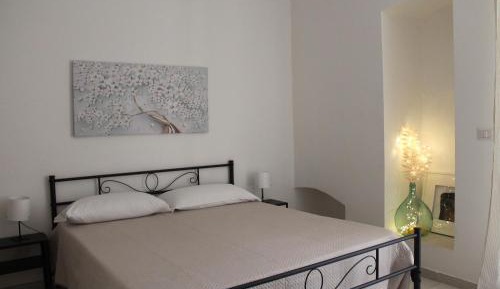 Two-Bedroom Apartment with Balcony