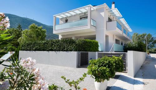 Deluxe Double or Twin Room with Sea View