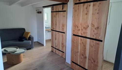 Family Room with Garden View