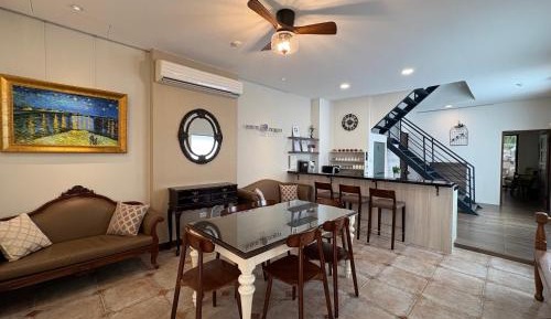 Three-Bedroom Townhouse