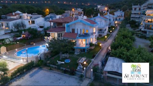 Villa - Beach Front