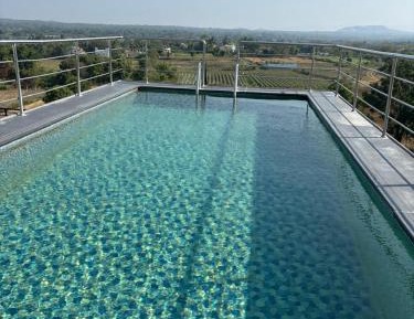 Standard Single Room with Mountain View