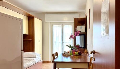 One-Bedroom Apartment with Balcony