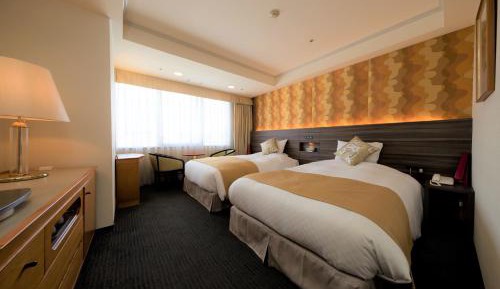 Twin Room with City View - Non-Smoking