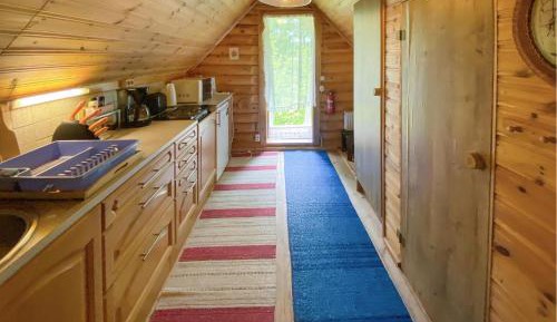 One-Bedroom Holiday Home