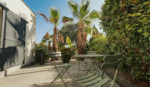 Queen Room with Garden View