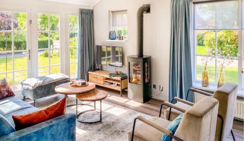 Three-Bedroom Holiday Home 
