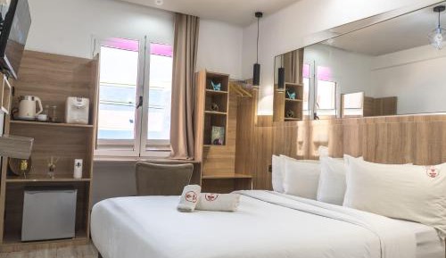 King Room with Balcony