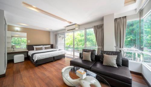 One-Bedroom Apartment