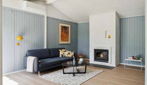 Six-Bedroom Holiday Home