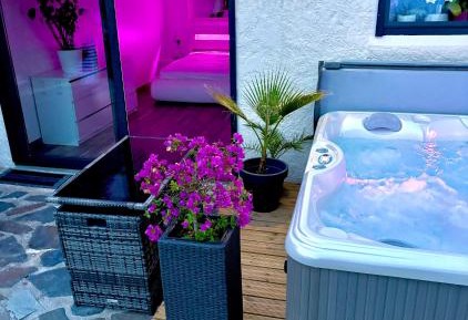 Double Room with Mountain View