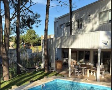 Six-Bedroom House