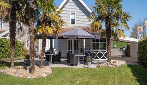 Three-Bedroom Holiday Home 