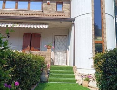 Deluxe Suite with Sea View