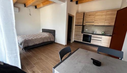 Deluxe Room (2 Adults + 1 Child)