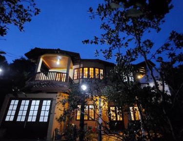 King Room with Balcony