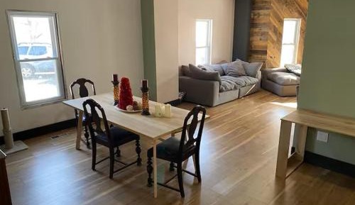 Deluxe Family Suite