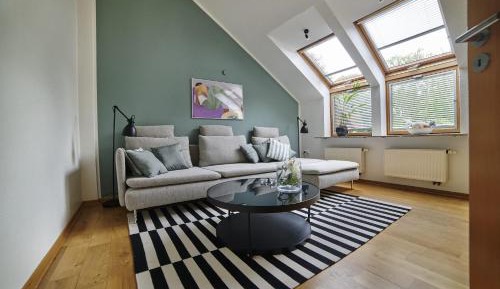 One-Bedroom Apartment with Terrace
