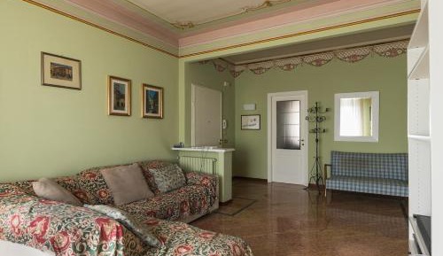 Three-Bedroom Standard Apartment