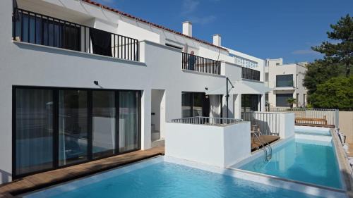 Two-Bedroom Apartment with Terrace and Sea View