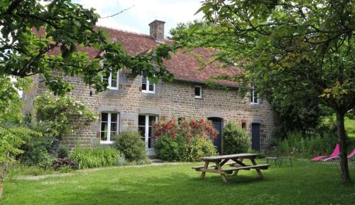 Holiday Home (10 Adults)