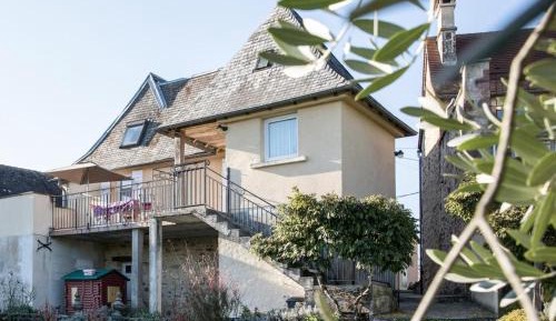 Holiday Home (6 Adults)