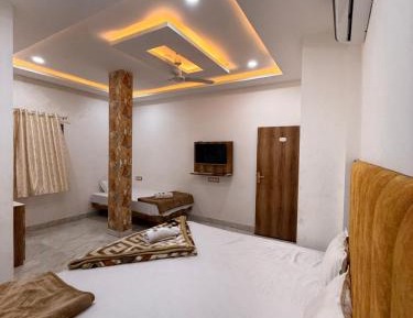 Family Studio