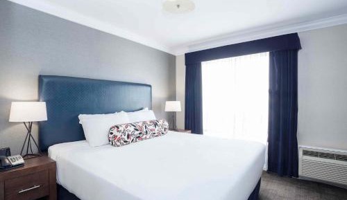 Standard Suite, 1 King Bed, Kitchenette