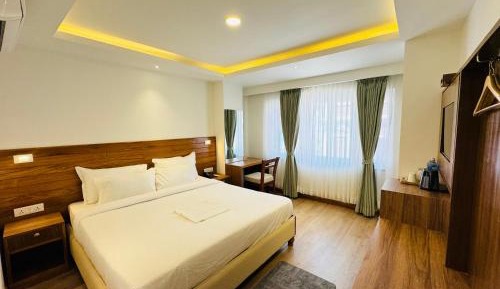Deluxe King Room