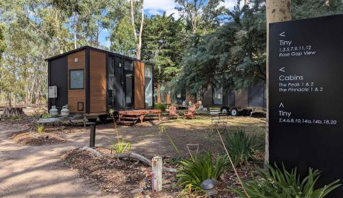 Tiny House Garden View at Grampians