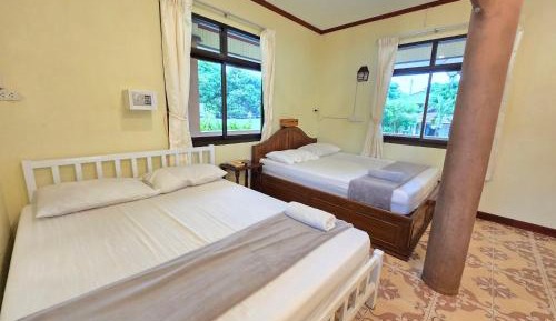 Deluxe Queen Room with Two Queen Beds