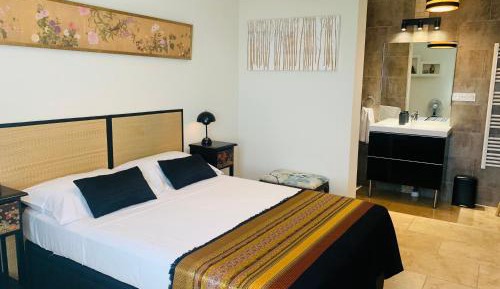 Double Room with Mountain View