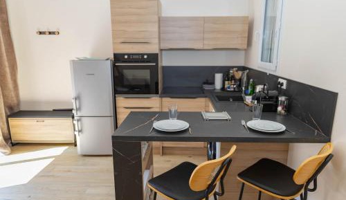 Apartment with Garden View